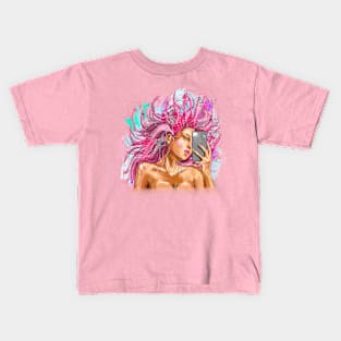 Girl with smartphone in hand Kids T-Shirt